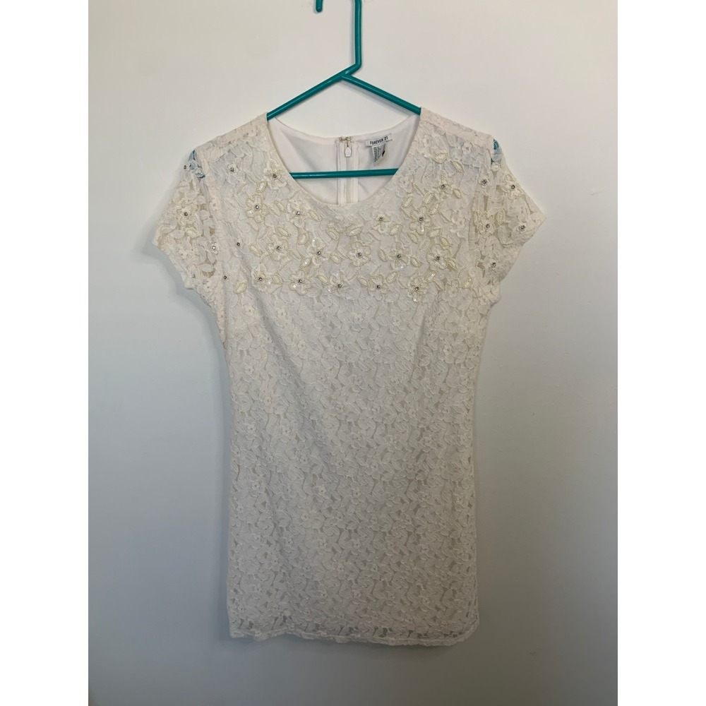 Lovely Lace overlay Cottagecore, Romantic for all occasion Fall and Spring